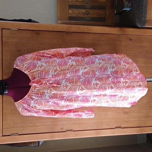 BLUTHREADS SWIM SUIT COVER UP OR TUNIC - Picture 1 of 9